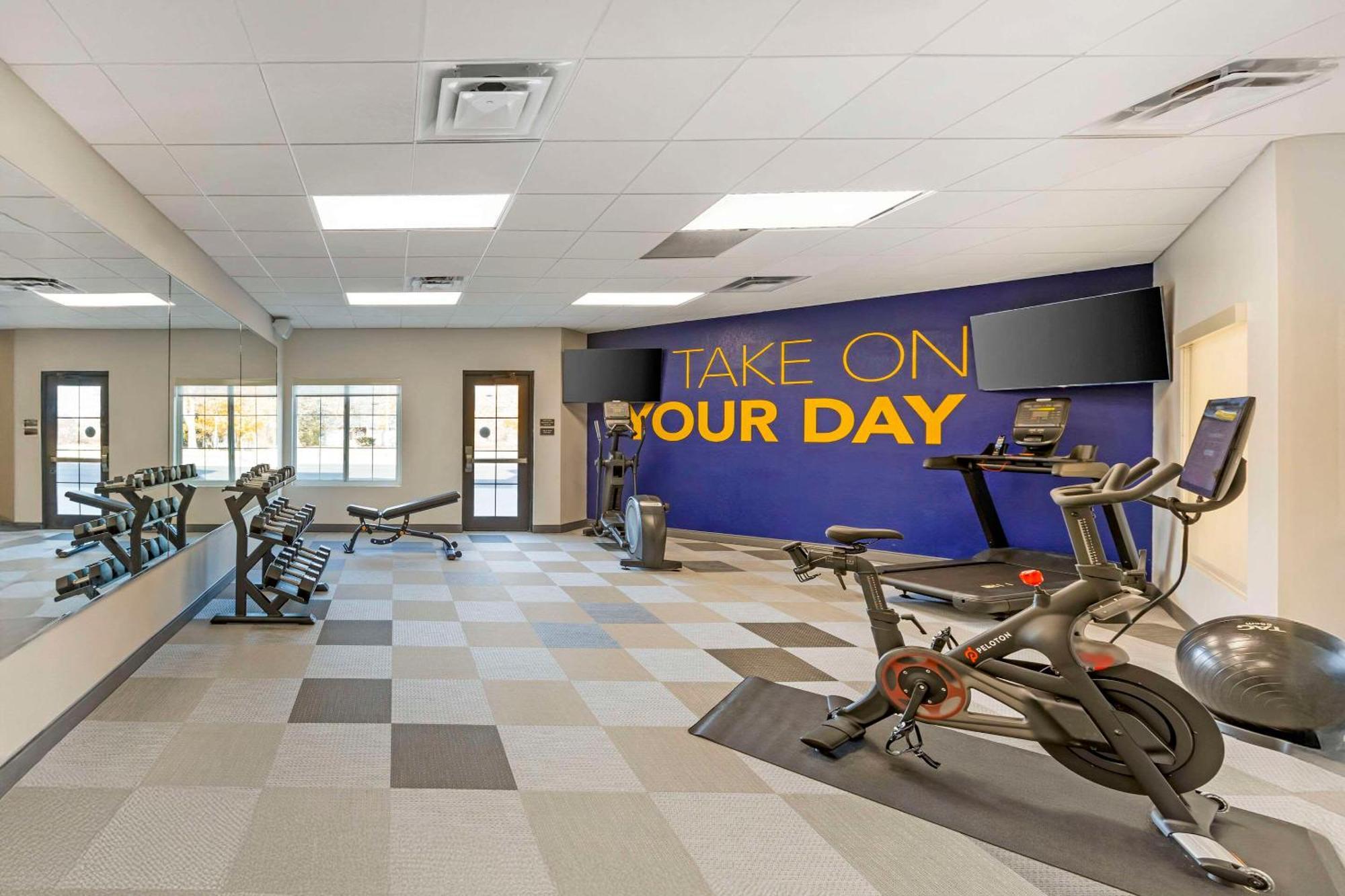 Hotel Comfort & At Turning Stone Casino