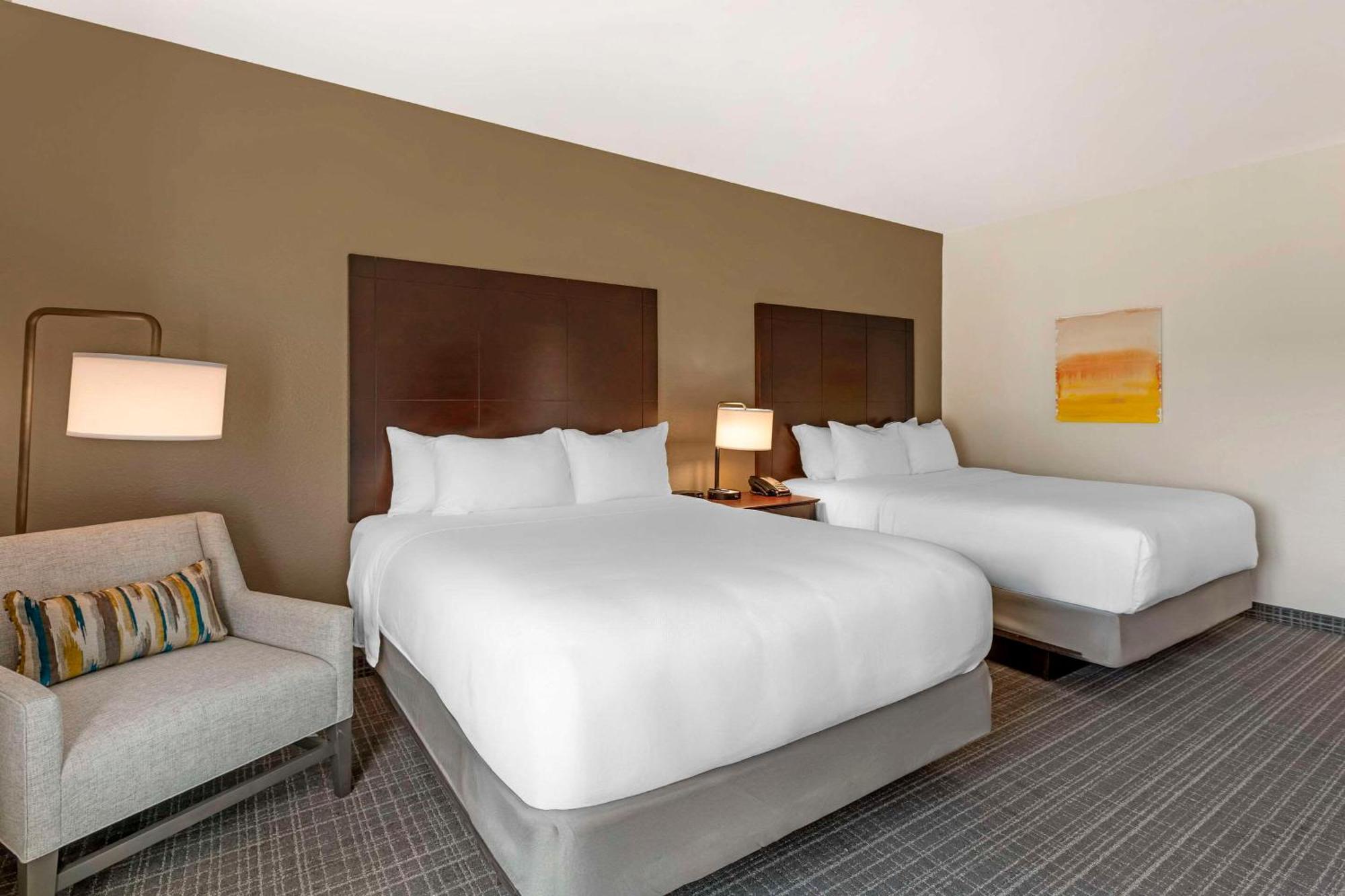 Comfort & At Turning Stone Casino 3* Verona