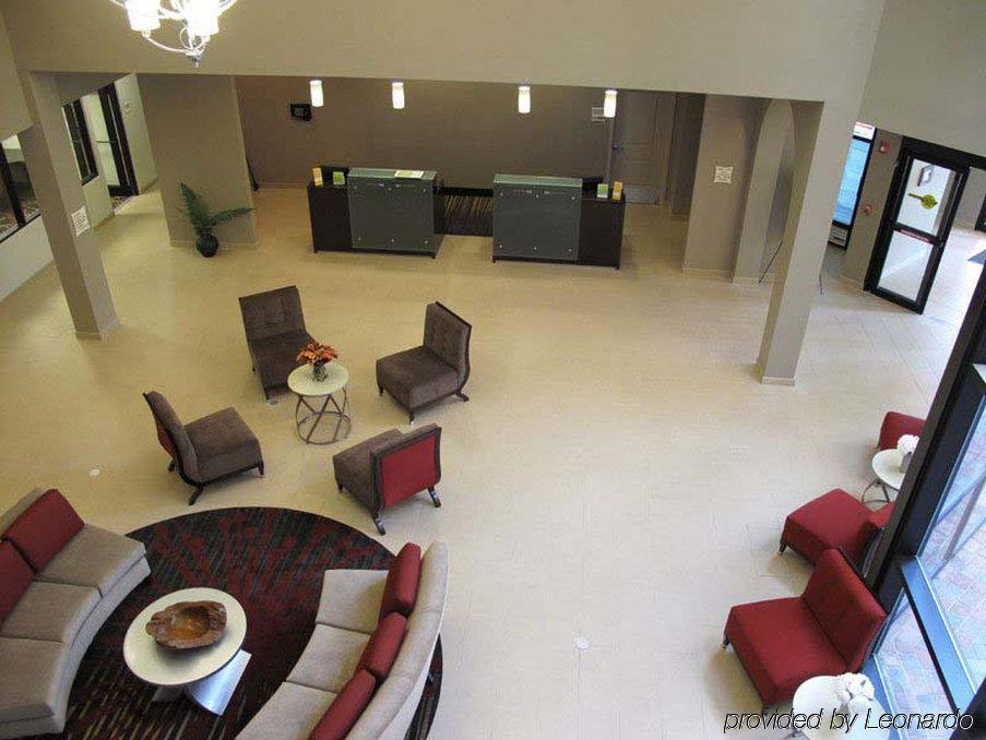 Hotel Comfort & At Turning Stone Casino 3*