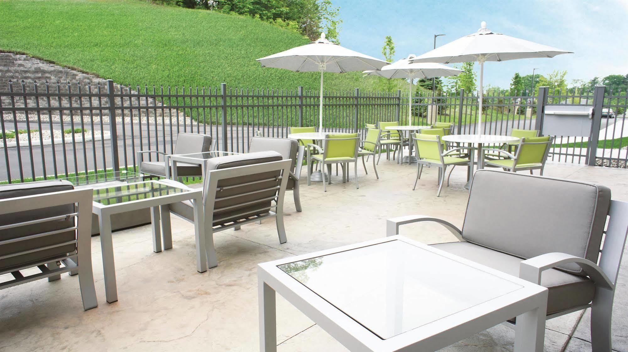 Hotel Comfort & At Turning Stone Casino