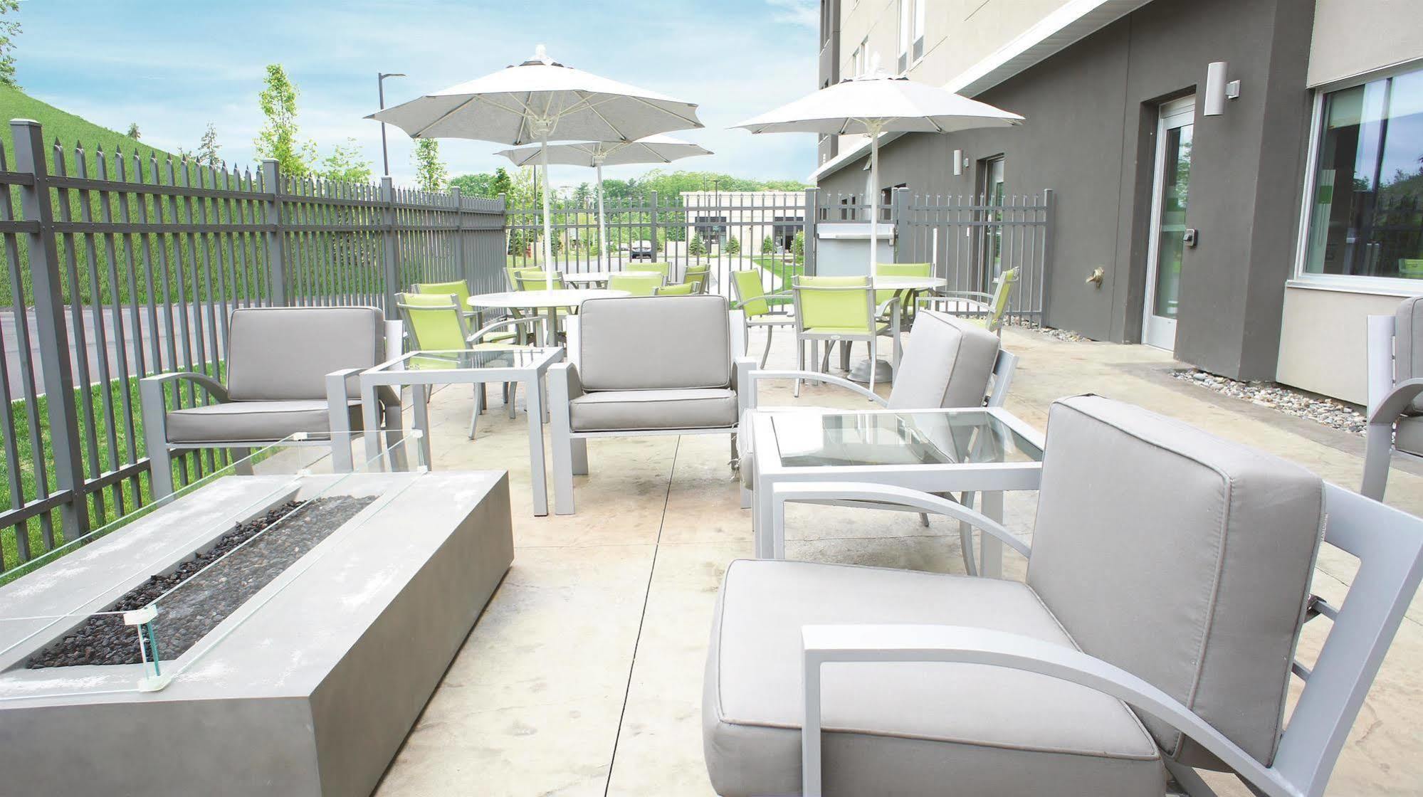 Hotel Comfort & At Turning Stone Casino 3*