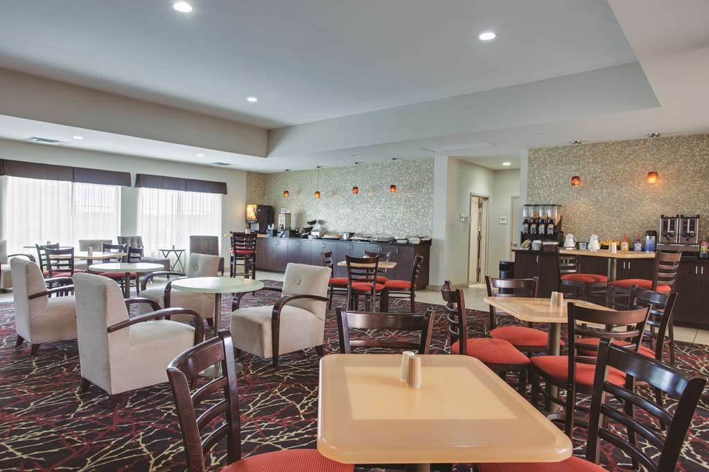 Hotel Comfort & At Turning Stone Casino Verona