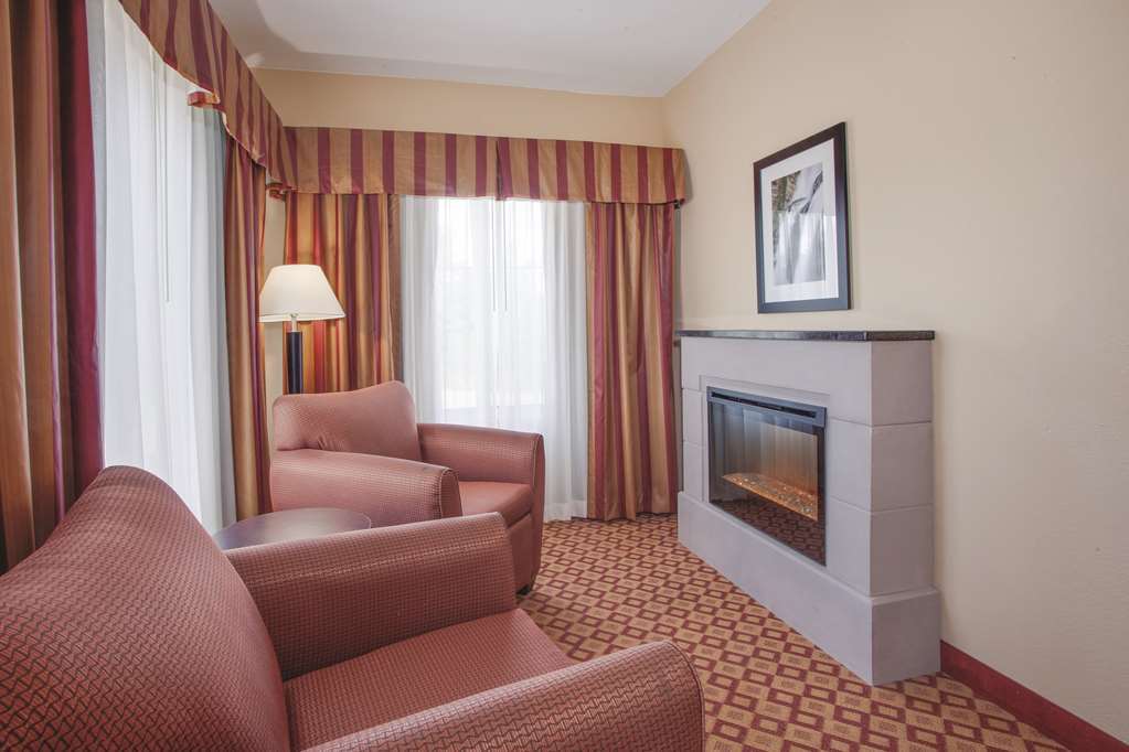 Comfort & At Turning Stone Casino Hotel Verona